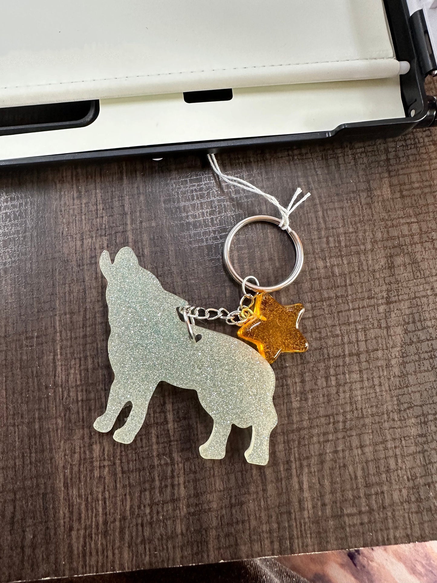 Wolf Glow In The Dark Keychain
