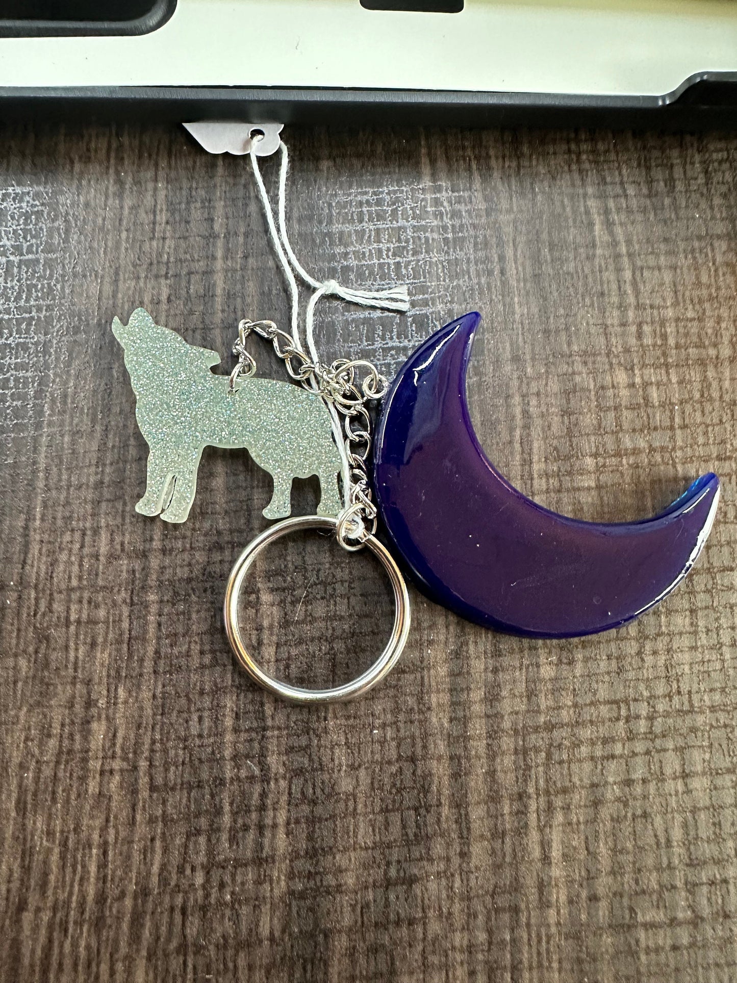 Wolf Glow In The Dark Keychain