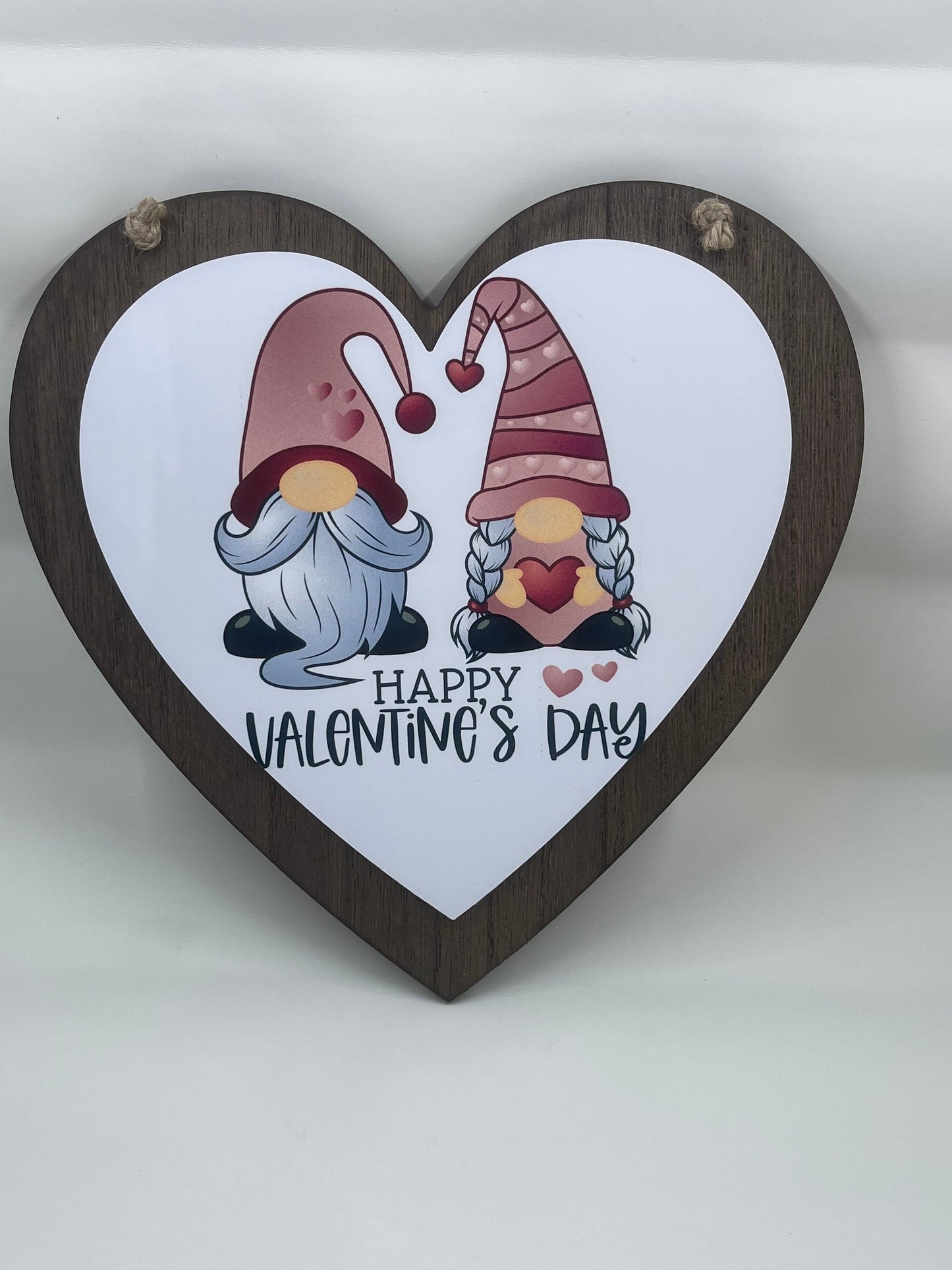 Happy Valentine’s Day gnome sign