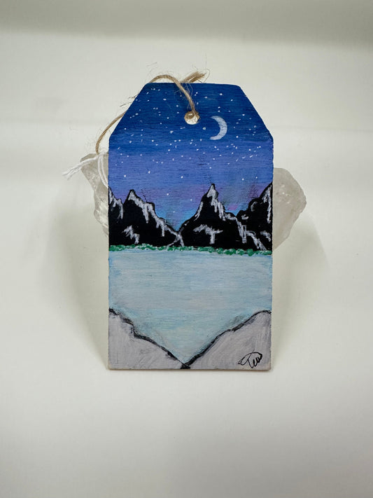 Winter Holiday Gift Tag Ornament Scene